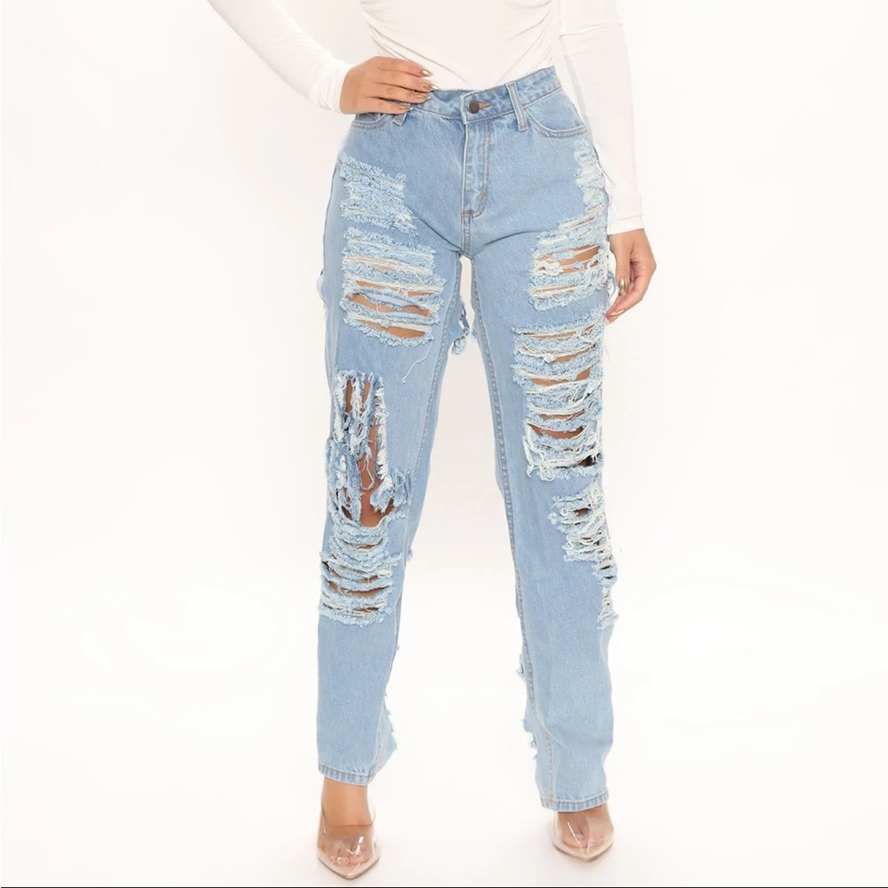Fashion Nova With Just a Look Boyfriend Jeans Distressed Sz.13